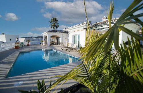 RD01 Villa Atalaya by HolidayAndaluz - Photo 49