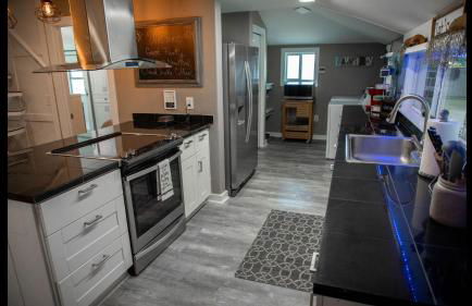 Family Home with Private Pool Yard Only 24 Mi to Disney - Foto 10