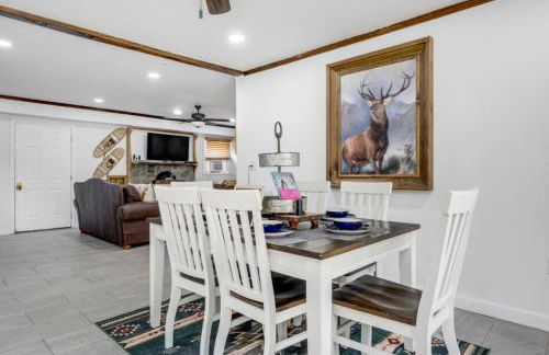 Twin Pines Retreat - Lake, Firepit and Games - Foto 53