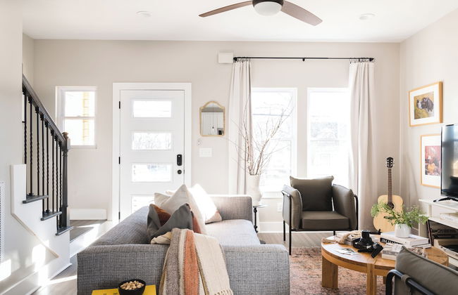 Cherokee by AvantStay – Contemporary Design in a Prime Location - Photo 33