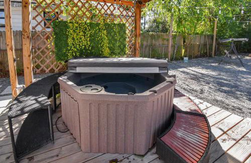 Downtown Jacksonville Retreat | Pet-Friendly with Hot Tub & Backyard Oasis - Foto 52