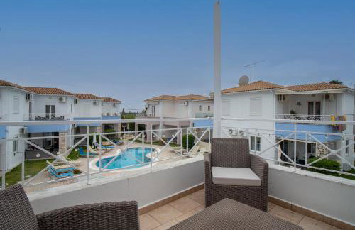 Phoebes Place At Kalamaki Court, 2 Bedroom Villa With A Shared Pool - Fully Refurbished For 2026 - Foto 21