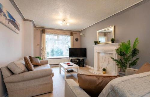Woodhouse Stays for Contractor and Family Stay, Free Parking, Fast WiFi - Foto 74