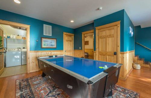 2 Cabins ~ Sleeps 22 ~ 100 Feet Apart ~ Ski in out - Foto 50