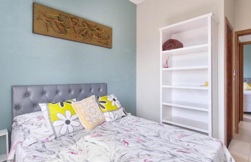 Dois Quartos, Sacada com Churrasqueira, a 400 MTS do Projeto Tamar e 800 MTS do Aquário - Foto 28