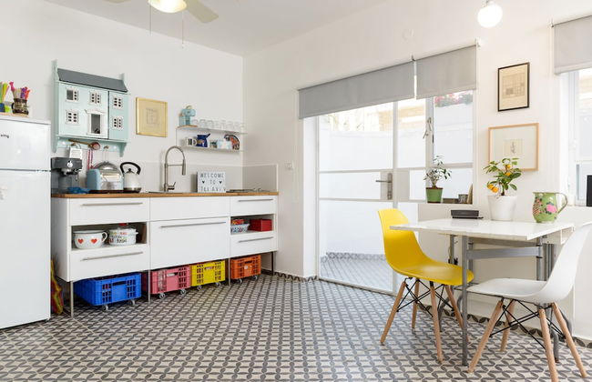 Vintage & Chic with Patio by FeelHome - Foto 8