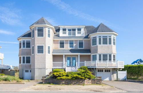 Spectacular 8 Bedroom Oceanfront Hamptons Beach House, Your Castle By The Sea ! - Foto 25