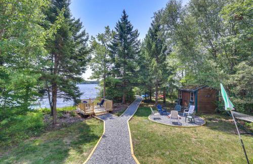 Private Hot Tub Lakefront Poconos Home! - Foto 31