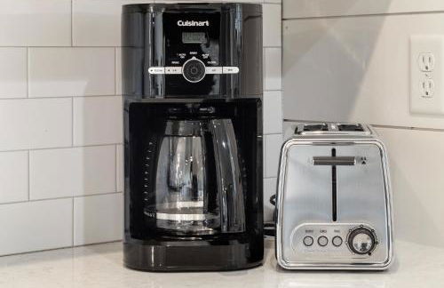 Newly renovated home near Derby - Foto 18