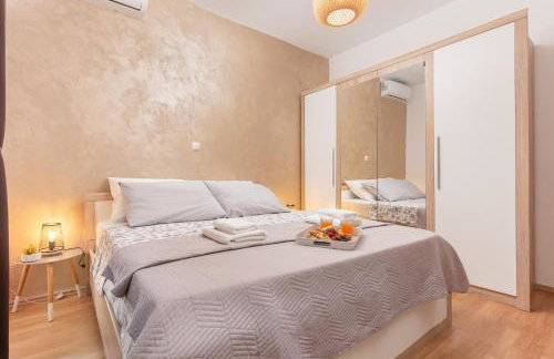 Luxury Villa Kristina with Heated Pool near Omis for 12 Guests - Foto 24