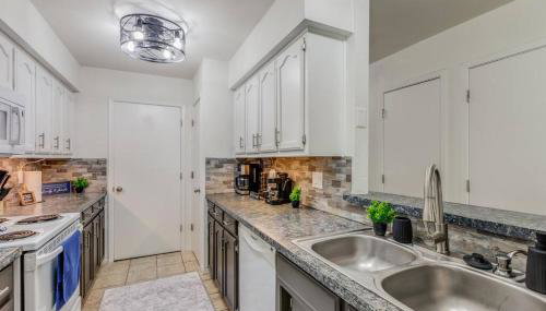 Cute Chic 2B 2B Duplex APT - Foto 3