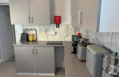 Chalkwell Aparthotel Short & Long Stays Welcome, Leisure , Relocation , Business Stays , Contractors - Photo 61