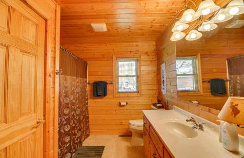 Private Lakefront Emily Home with Yard and Fire Pit! - Photo 18