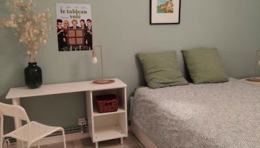 Maison Médicis - T5 Spacieuse et Calme en Ville - Emplacement Idéal - Photo 5