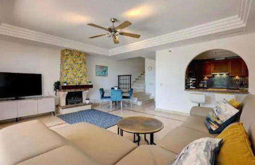 Spacious Villa Flamenco Riviera Del Sol - Photo 4