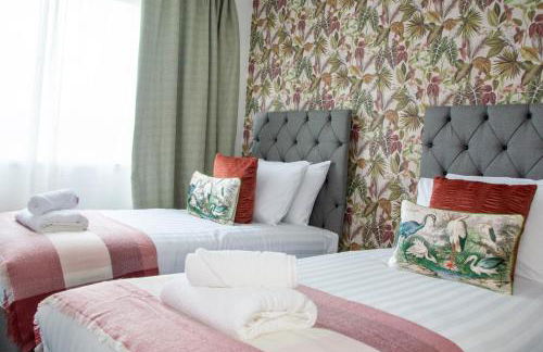 Cosy 3BR Flat With Free Parking Near Marina - Foto 34