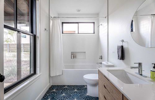 Rooftop Deck 5 Mins to Downtown - Foto 52