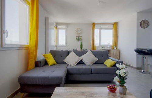 T3 Duplex avec parking et balcon à Euromed - Foto 6