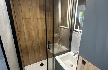 Nowa Apartmenty - parking lotniskowy - Foto 12