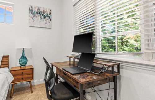 Gorgeous Santa Cruz Villa - Modern Beachside Paradise with NEW Hot Tub & Fast Wi-Fi - Foto 48