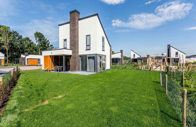 Villa With med Children's Room in Limburg - Foto 35