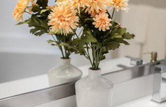 Luxury 1BR Newport Beach Condo with Pool and Gym - Foto 11