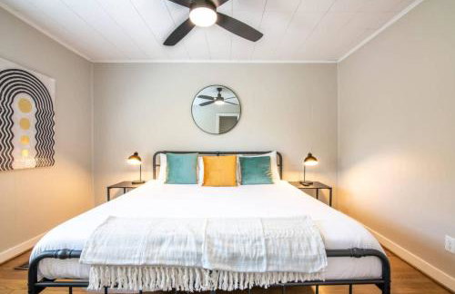 Family Retreat in Birmingham, 7BR 4BA - Photo 28