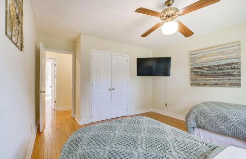 Secluded Mount Pleasant Home - 6 Mi to Beaches! - Photo 18