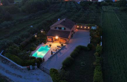 Holiday Home Taraš - Photo 23