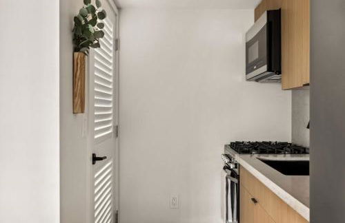 Tide House - Unit E Seaside Studio w Parking - Foto 10