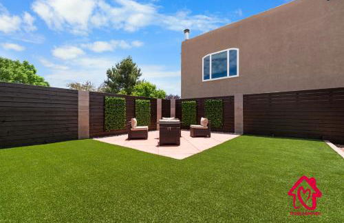 Fireside Oasis Retreat - An Irvie Home - Foto 69