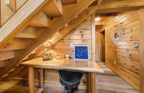 Serenity, A Rustic Log Cabin Retreat - Foto 17