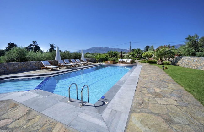 Nafsika Villa in Litsarda - Photo 4