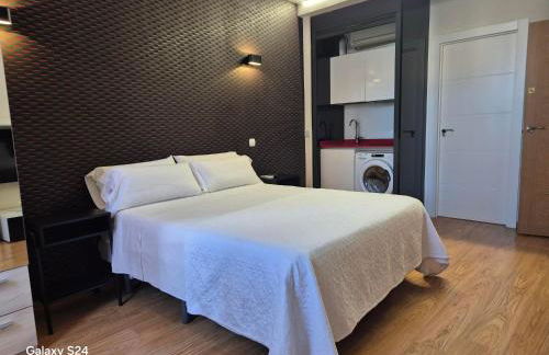 APARTAMENTOS SANTA JULIANA - Photo 2