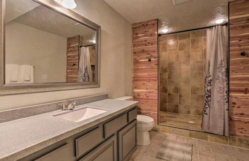 Idyllic Sturgis Home with Fire Pit and Large Deck! - Foto 26