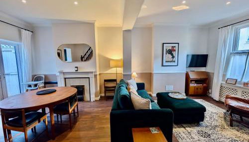 Stunning House With Private Backyard - Foto 5