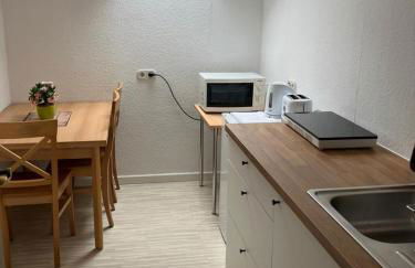 Private Studio Apartment with Balcony in Dortmund-Brackel - Foto 12