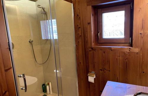 Magnificent spacious 4 bedroom mountain chalet with spa - Foto 19