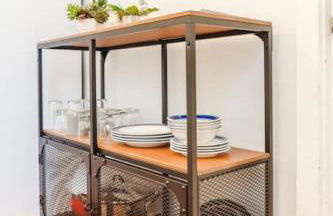 Stylish Flat in Walkable Downtown w Parking - Foto 22