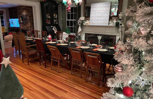 The Historic Jesse Buel Farmhouse w Heated Pool - Foto 32