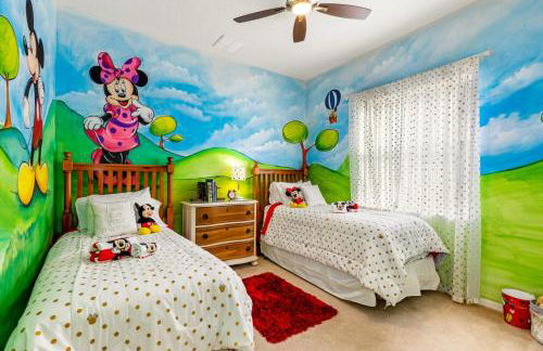 Orlando Retreat 5BR Pool and Spa Villa with Games Room and Mickey Themed Room - Foto 33
