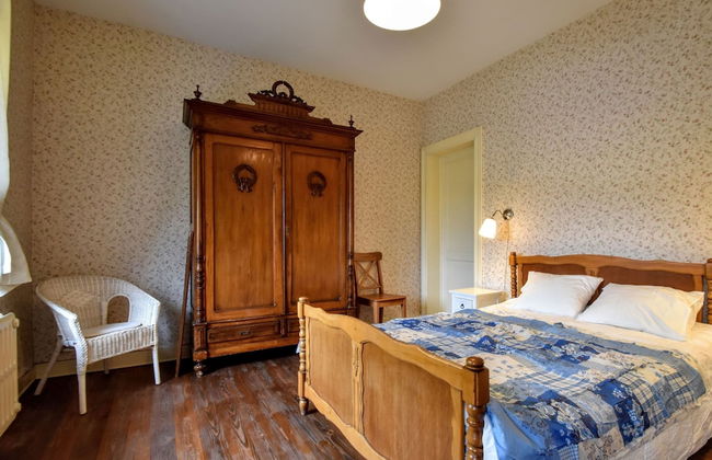 A Beautiful Belle Epoque Villa in the Heart of Hamoir - Foto 4