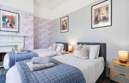 Large 7-Bed House Sleeps 14 FREE Parking ,Contractors & Groups Welcome - Foto 32