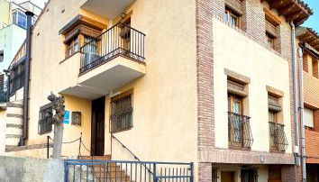 VUT Casa Orrios, en el centro de Alcañiz. - Photo 1