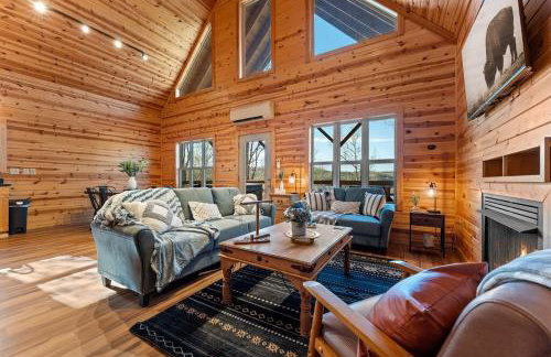 Cabin 5 Mtn View Cabin Near River with Hot Tub and Fire Pit - Foto 7