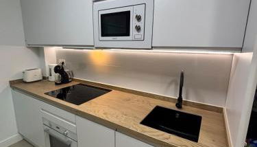 Nuevo! En el Centro con Azotea Solarium, Parking, Metro y AVE - Photo 4