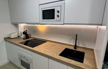 Nuevo! En el Centro con Azotea Solarium, Parking, Metro y AVE - Photo 4