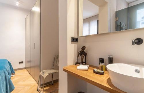 Spacious 3-Bed Apartment in Salamanca Madrid - Photo 19