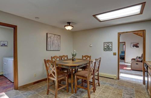 Rock Lodge Complete with Covered Parking - Foto 6