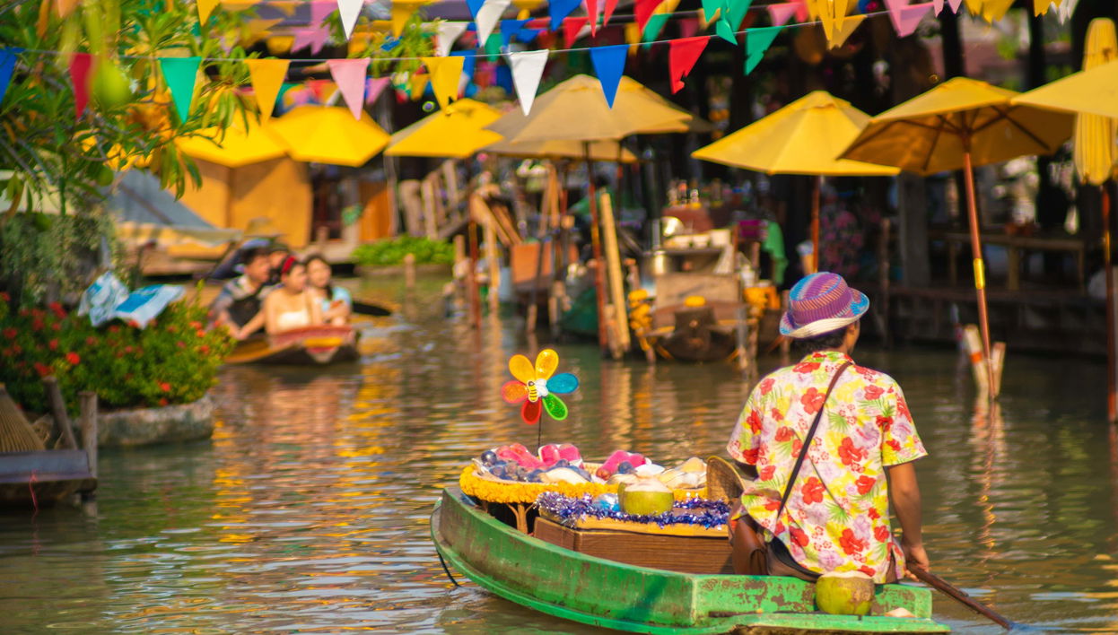 Tour pelo mercado flutuante de Pattaya + Passeio de barco